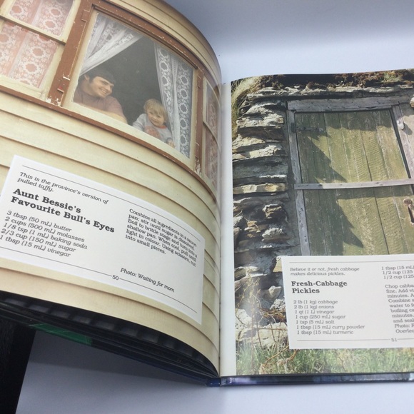 Newfoundland Pictorial Cookbook East Coast Recipes and Photos Hardcover 1990 - Picture 9 of 14